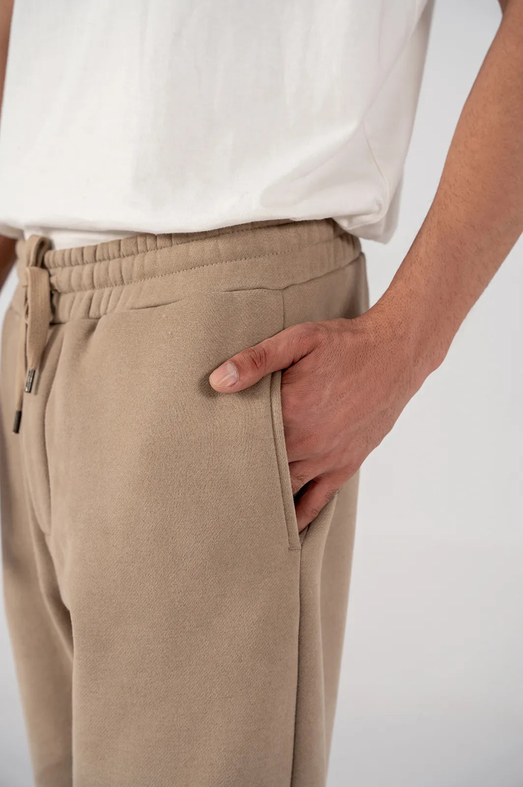 Men's Fleece Straight Cut Trousers (Taupe Brown)