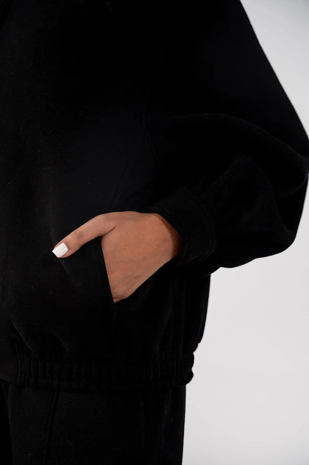 Ladies Collar Zip Jacket (Black)